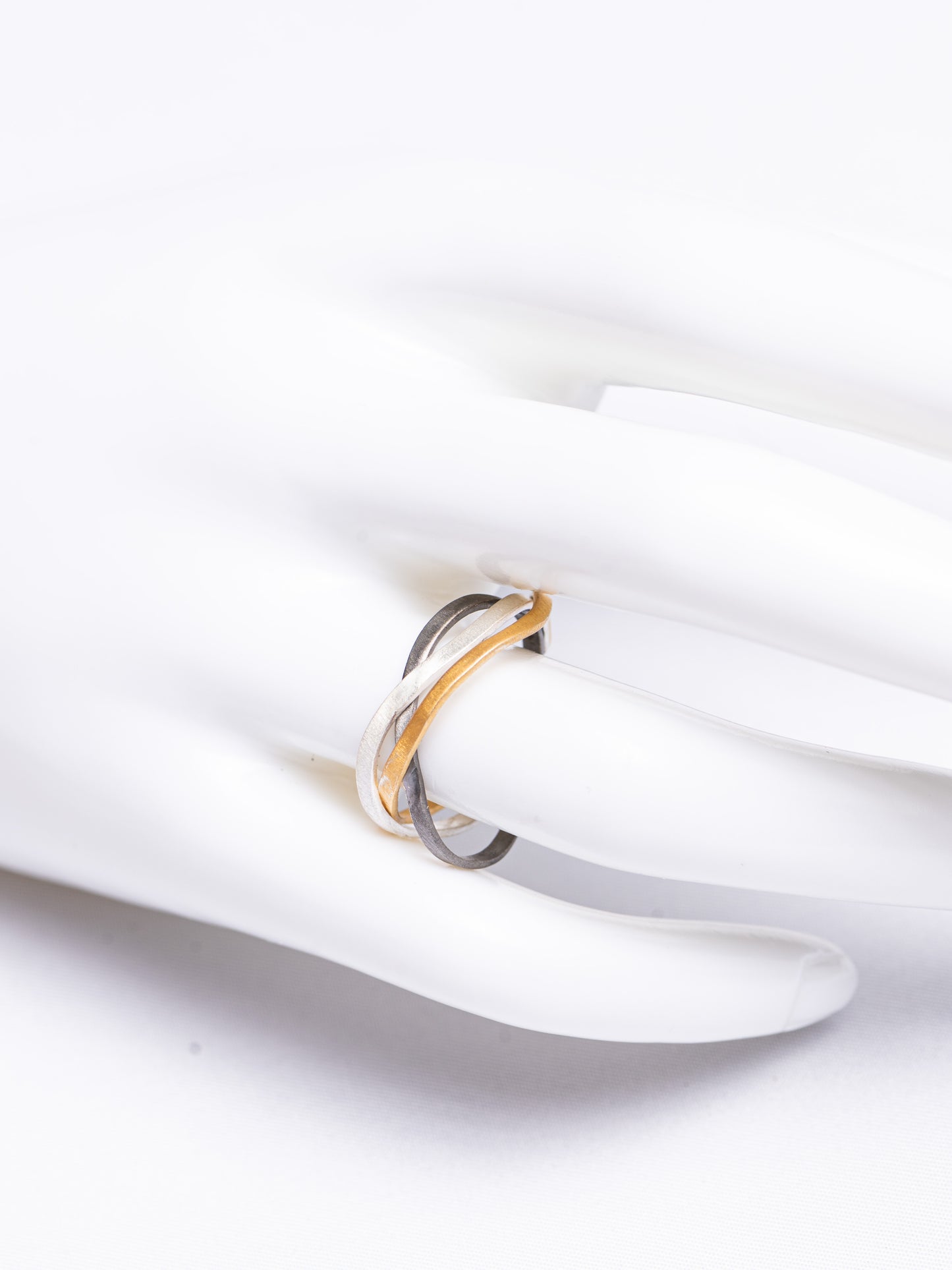 Trinity Flow Ring