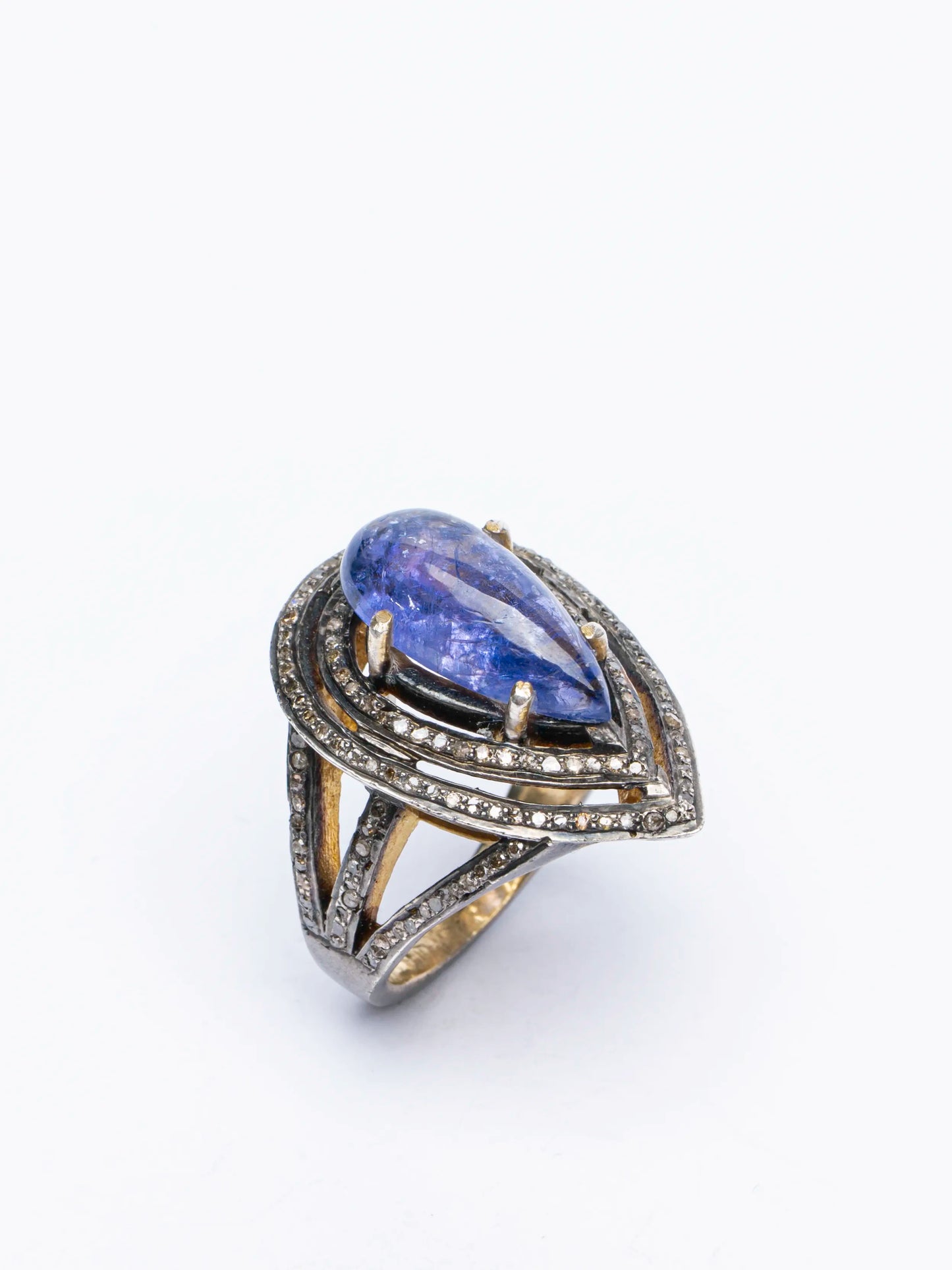 The Shahi Tanzanite Ring