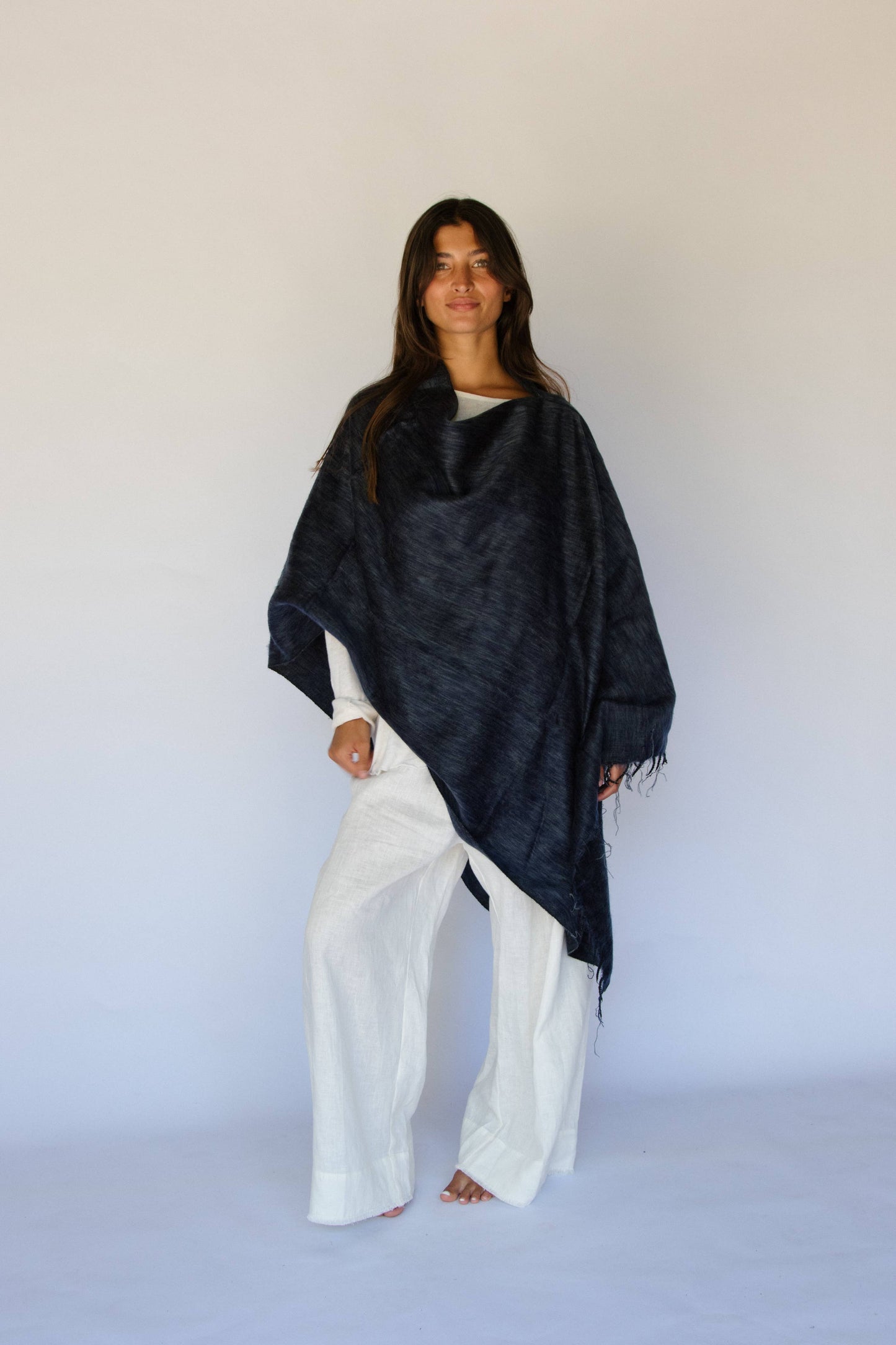 Poncho // Midnight