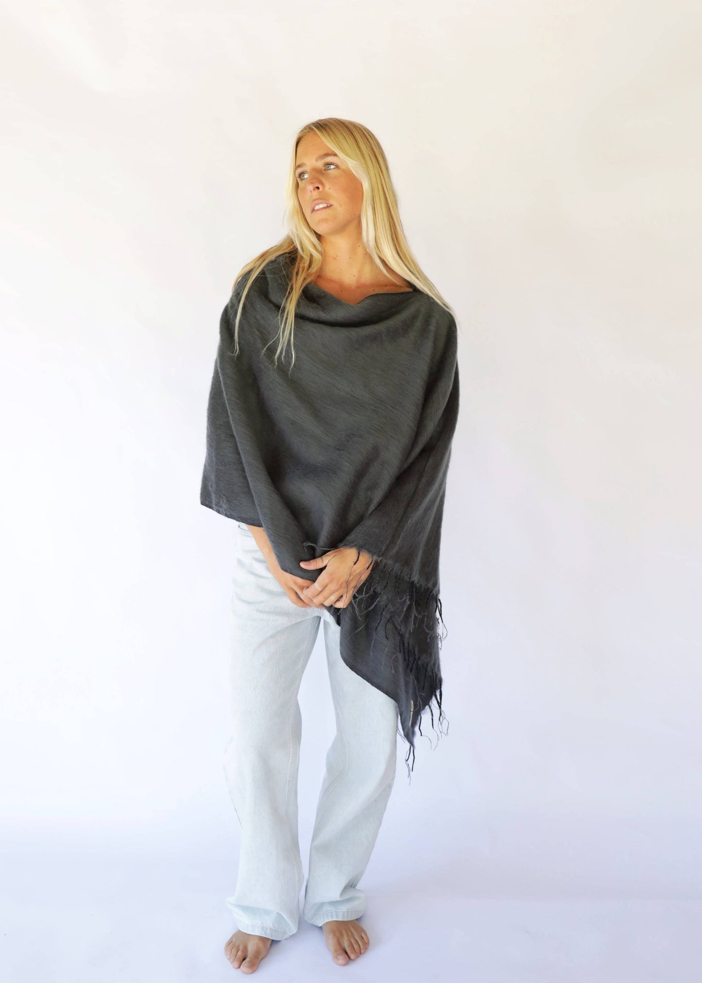 Poncho // Charcoal