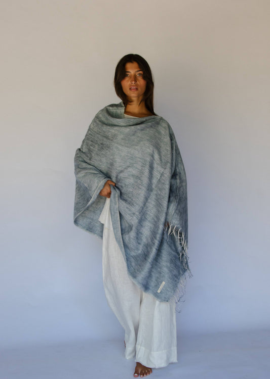 Poncho // Steel
