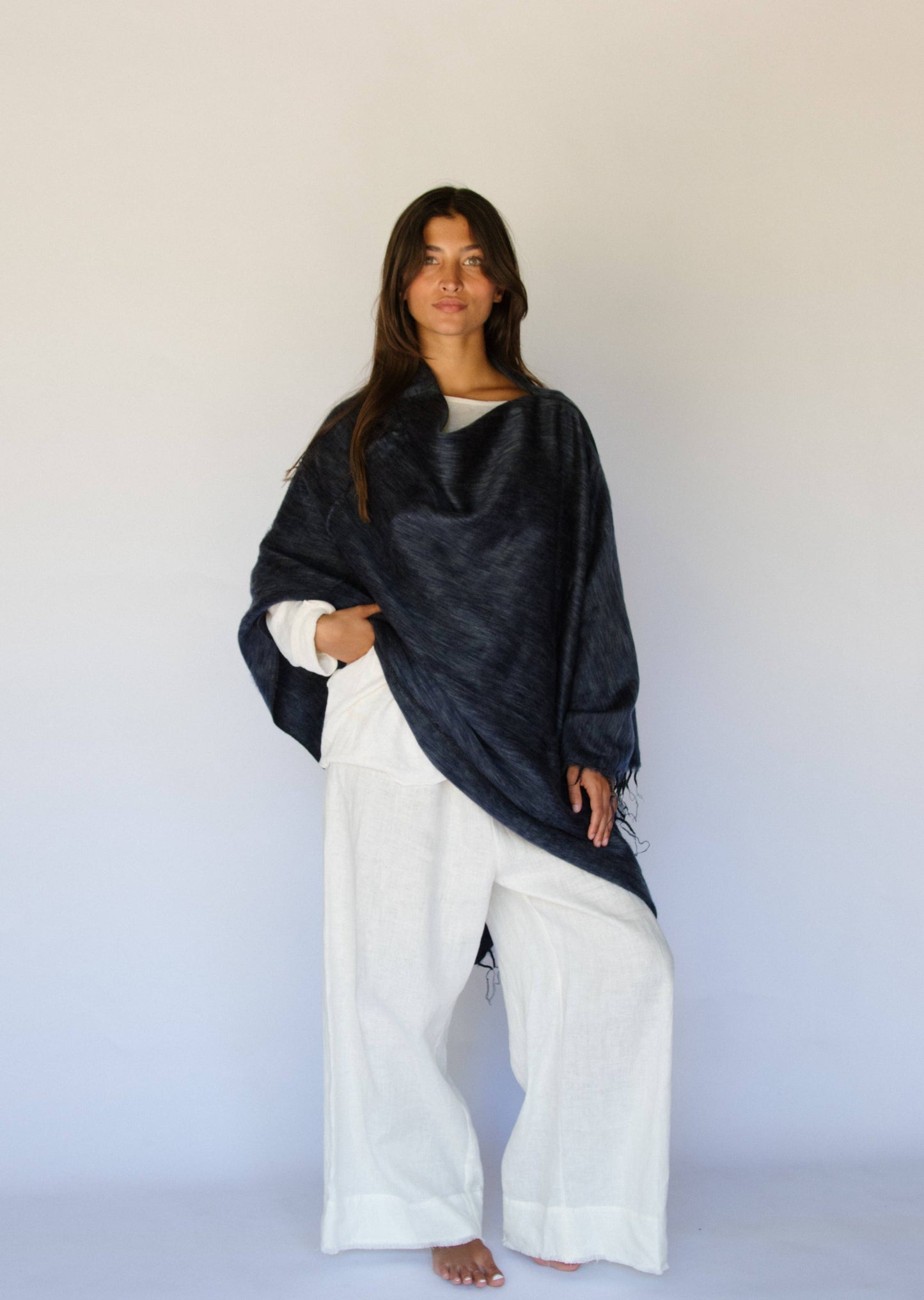 Poncho // Midnight