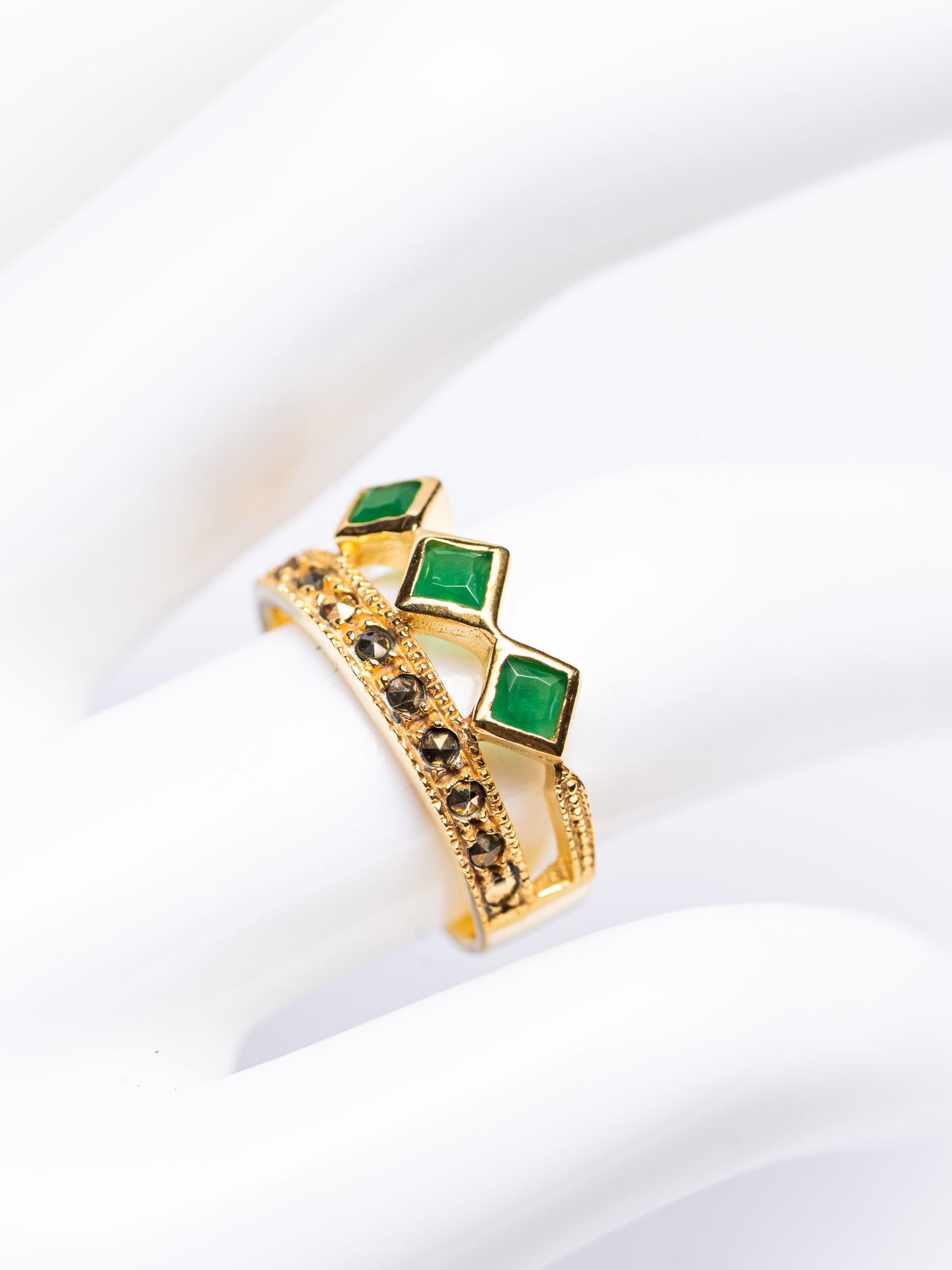 Emerald Portal Ring