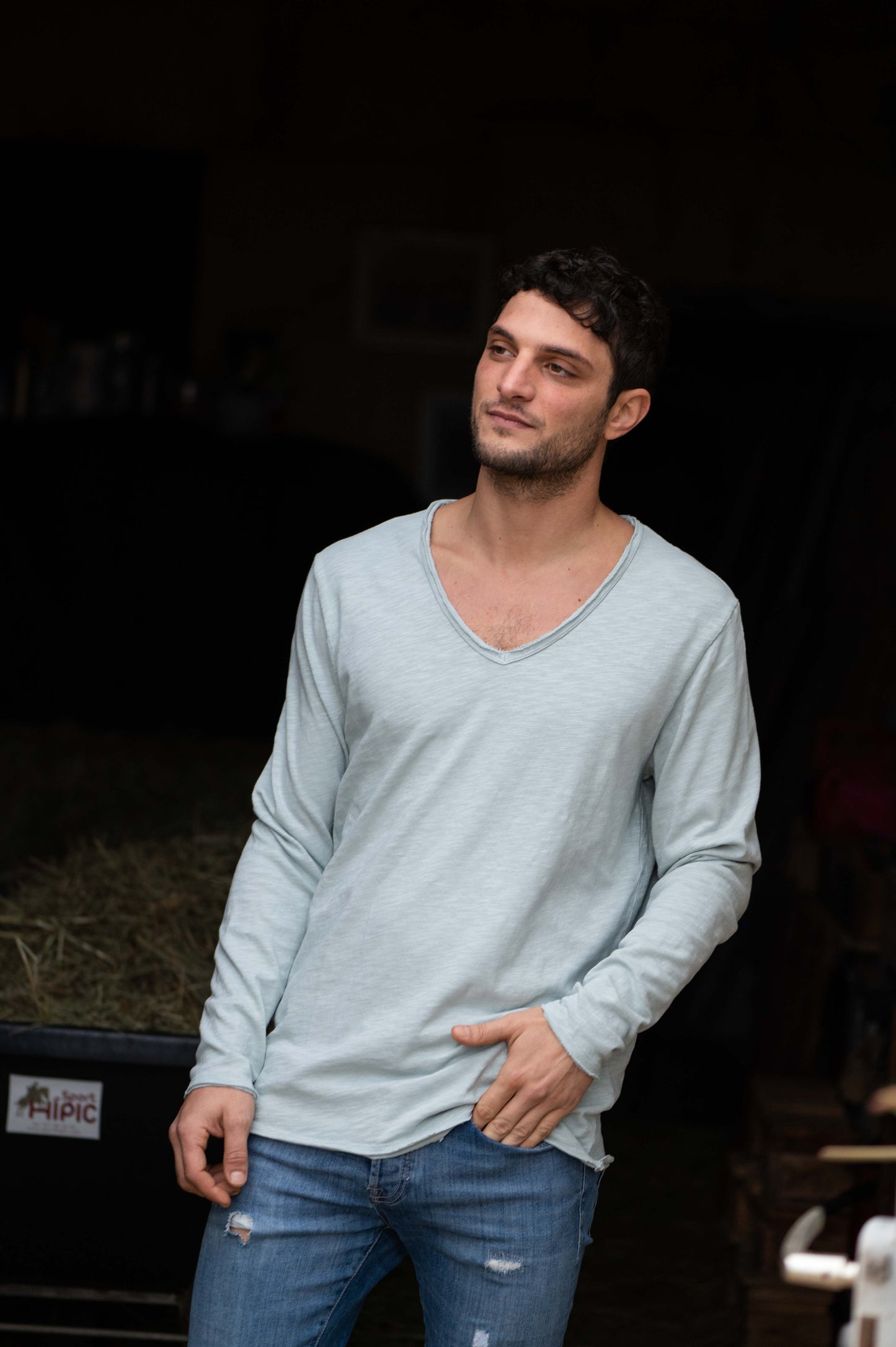 Mercury V-Neck Longsleeve Men by Mara
