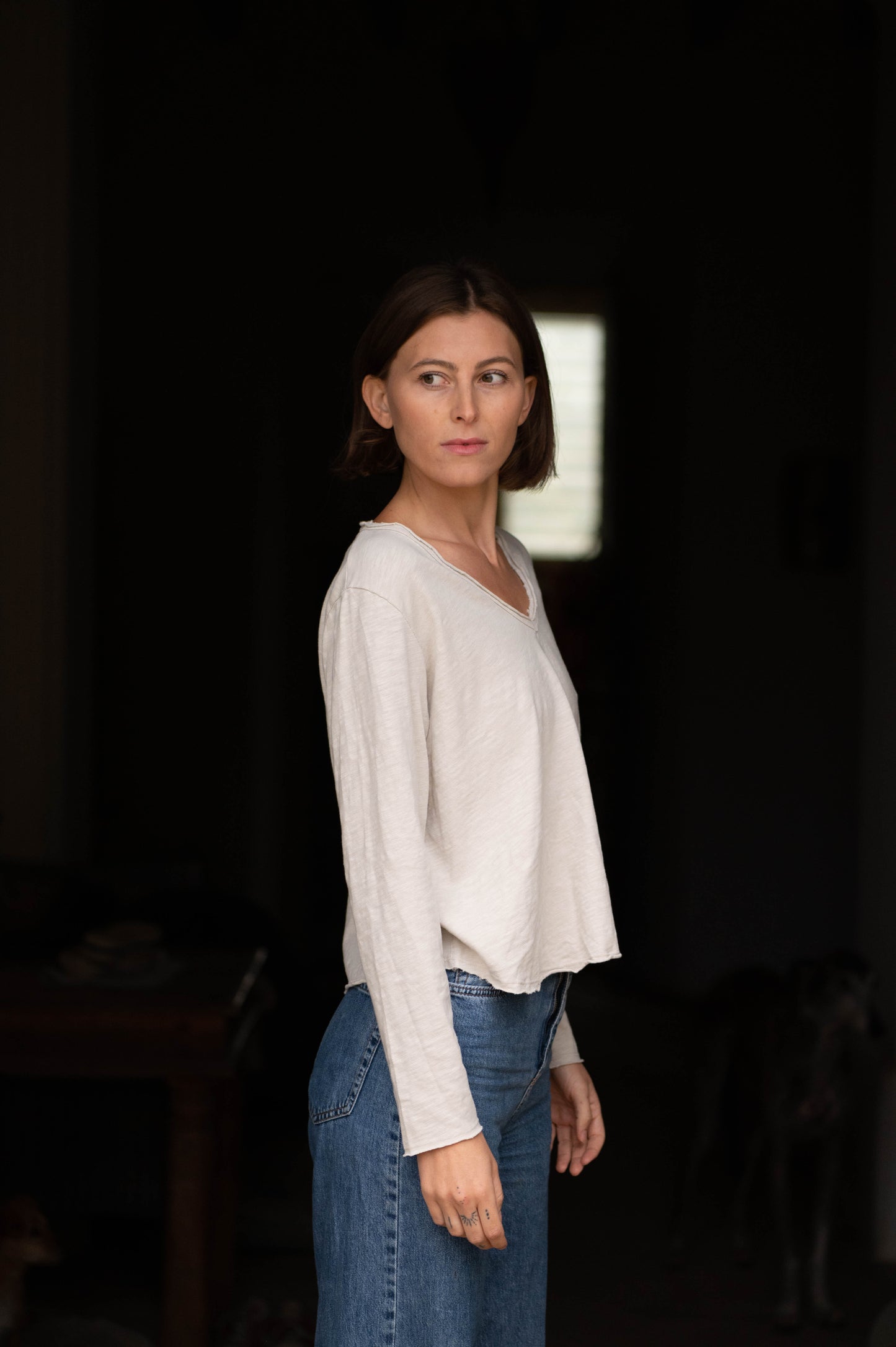 Sand V-Neck Longsleeve Top by Mara