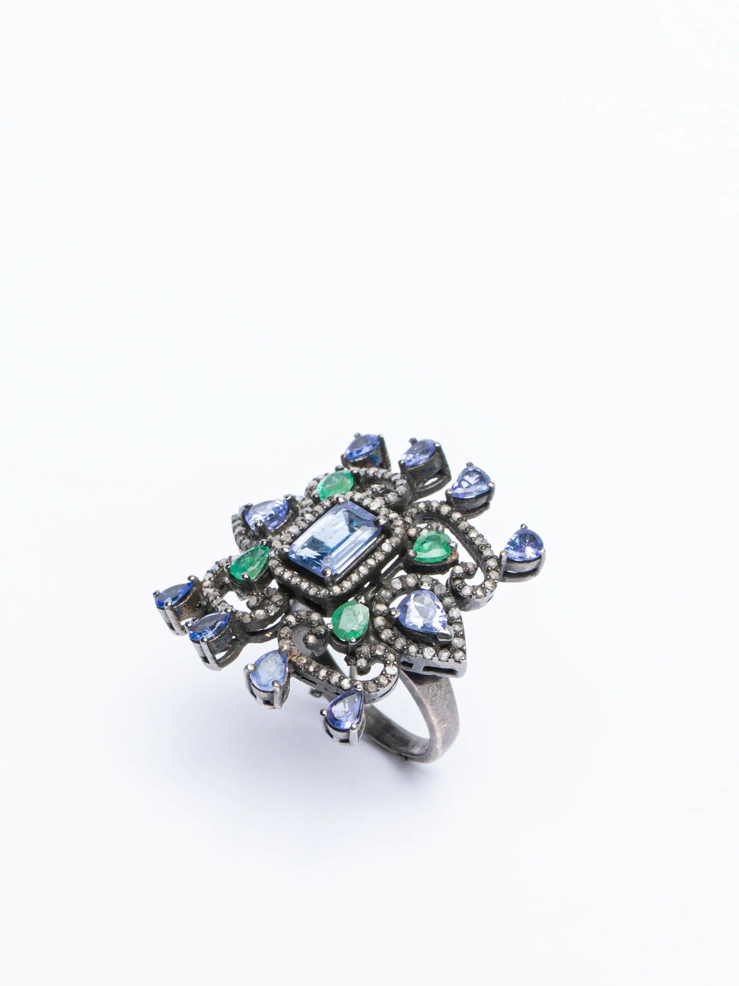 The Rajkumari Crown Ring