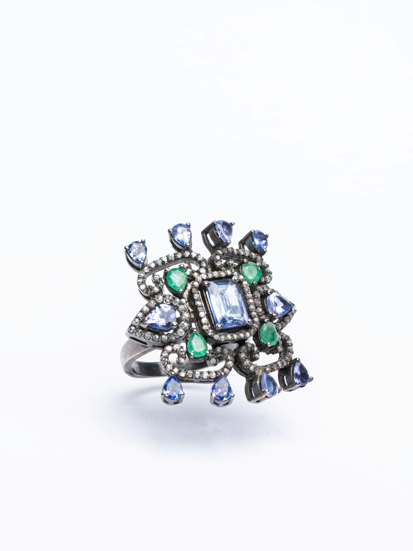 The Rajkumari Crown Ring