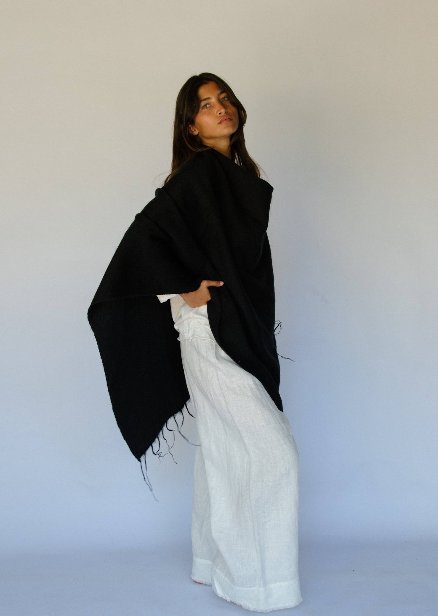Poncho // Jett Black